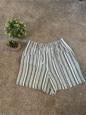VTG Striped Drawstring Shorts - Blue & White
